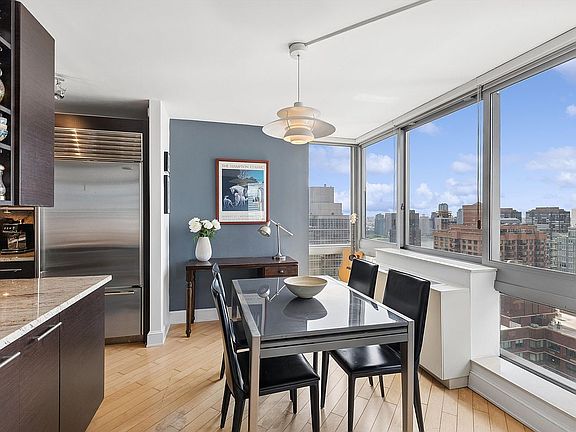 3rd image of 235 E 55th St APT 38C