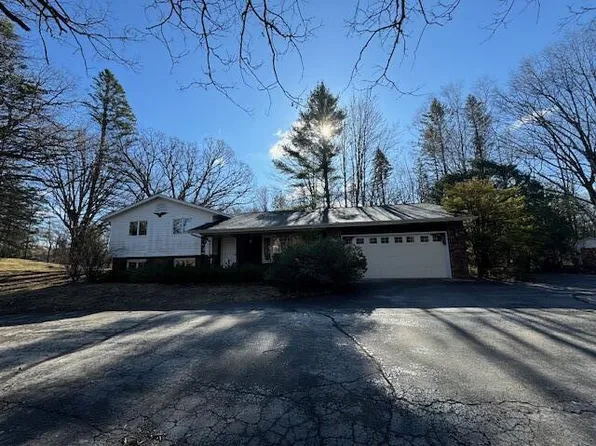 12065 333rd AVENUE, Twin Lakes, WI 53181