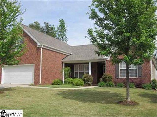 1st image of 516 Kingsmoor Dr