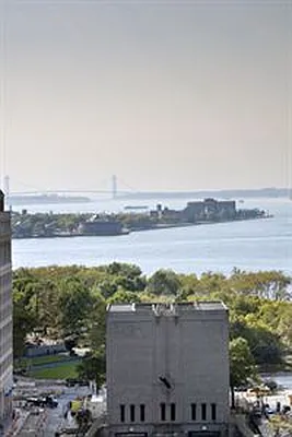 Rented by Douglas Elliman | media 43