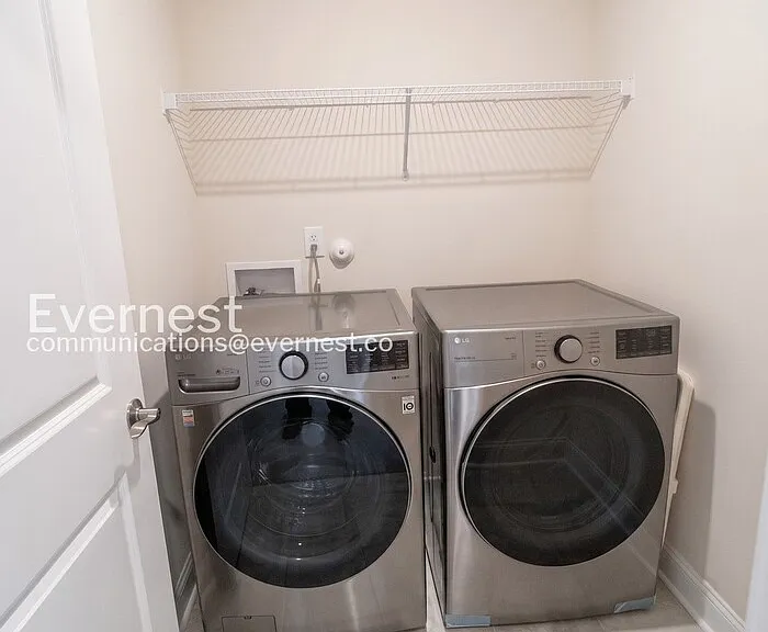 8436 Jordan Meadow Dr — Photo 29