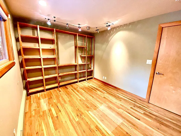306 E Curling Dr — Photo 30