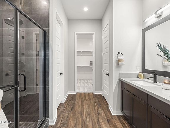 5th image of 10216 E TALON Avenue