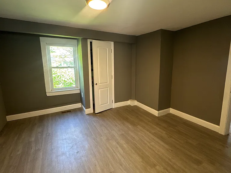 21 Washington Ave #1 — Photo 5