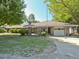 2818 N Wedgewood Dr, Wichita, KS 67204