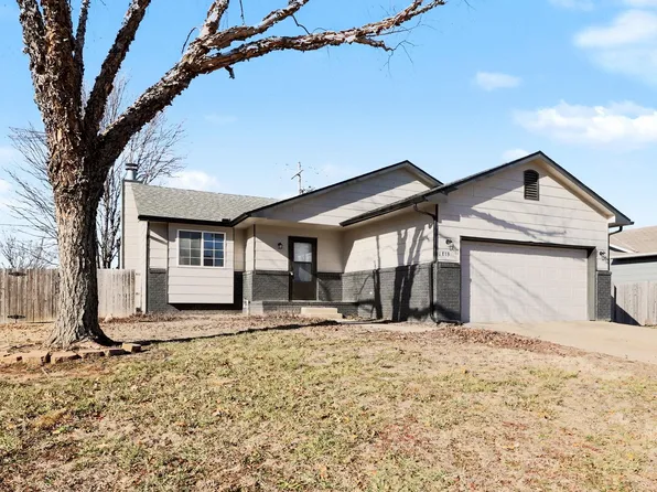 1813 N Pine Grove St, Wichita, KS 67212