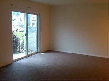 3rd image of 41866 Langley Dr