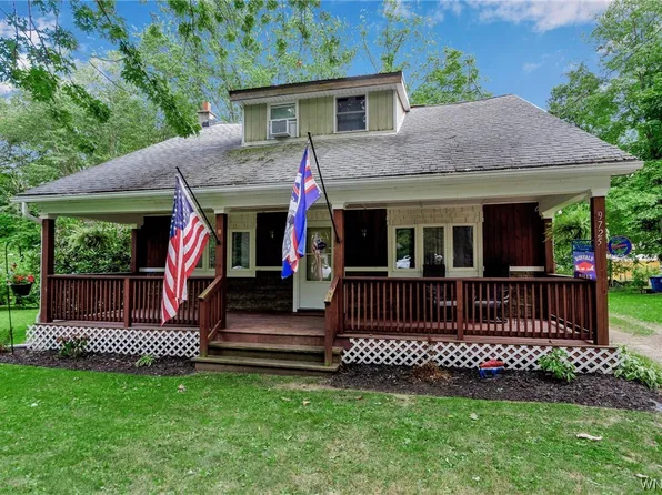 9725 Lake Shore Rd, Angola, NY 14006