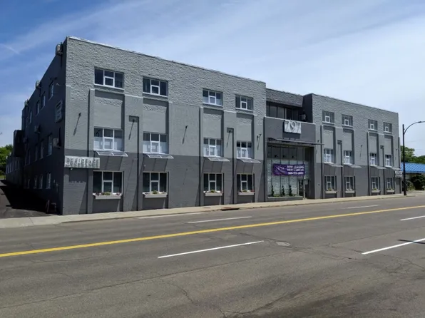 815 E Market St, Akron, OH 44305