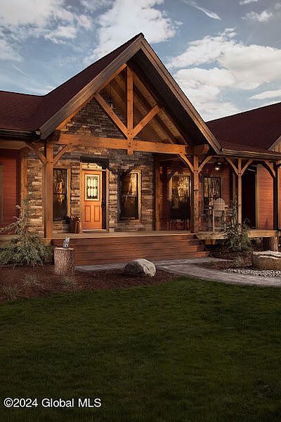 3rd image of 123 Cahill Road