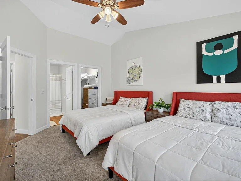 4833 Lauren Ln — Photo 19
