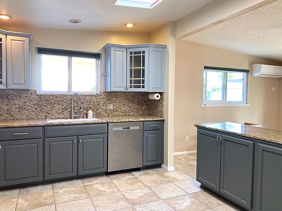 3rd image of 8155 Kato St