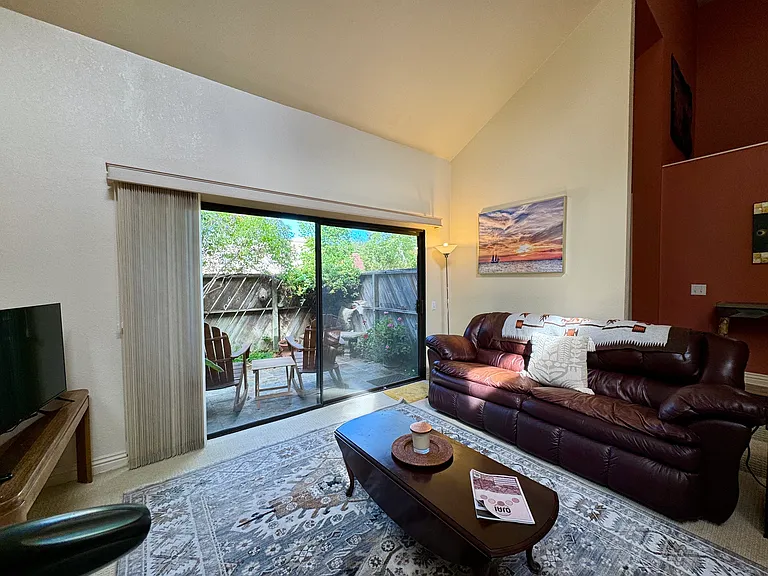 212 N Carrillo Rd #H — Photo 26