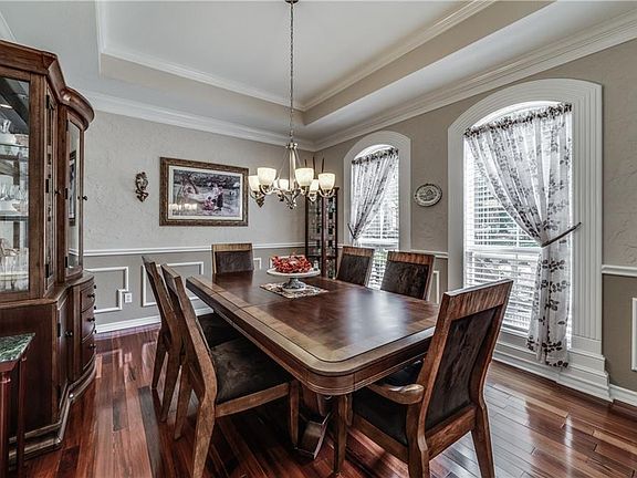 5th image of 117 Cumberland Dr