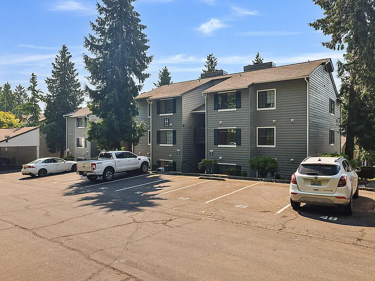 Emerald Ridge — Photo 39