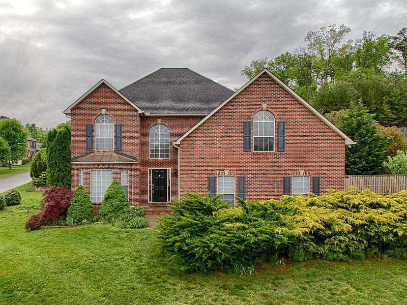 1st image of 5675 Eagle Crest Ln