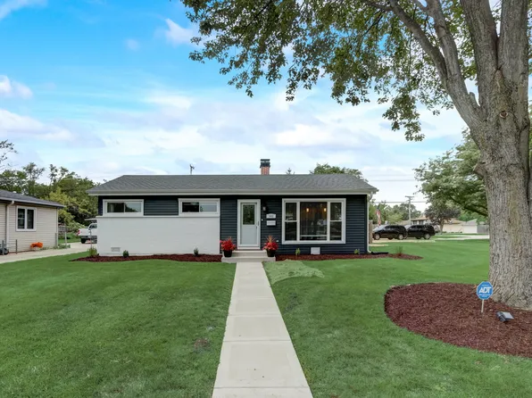 542 N Lincoln Ave, Villa Park, IL 60181