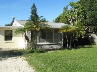 620 69th Ave W, Bradenton, FL 34207