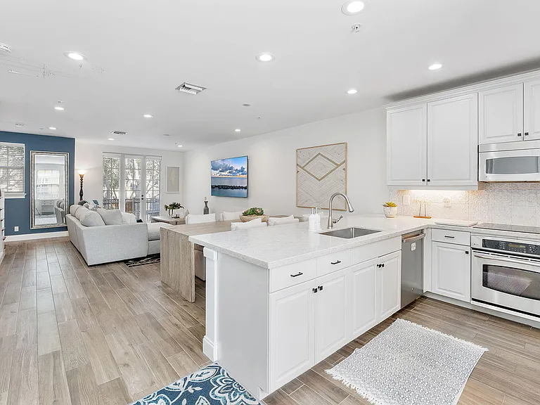 1035 W Heritage Club Cir — Photo 2