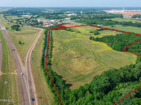 Cook Pl, Canton, MS 39046