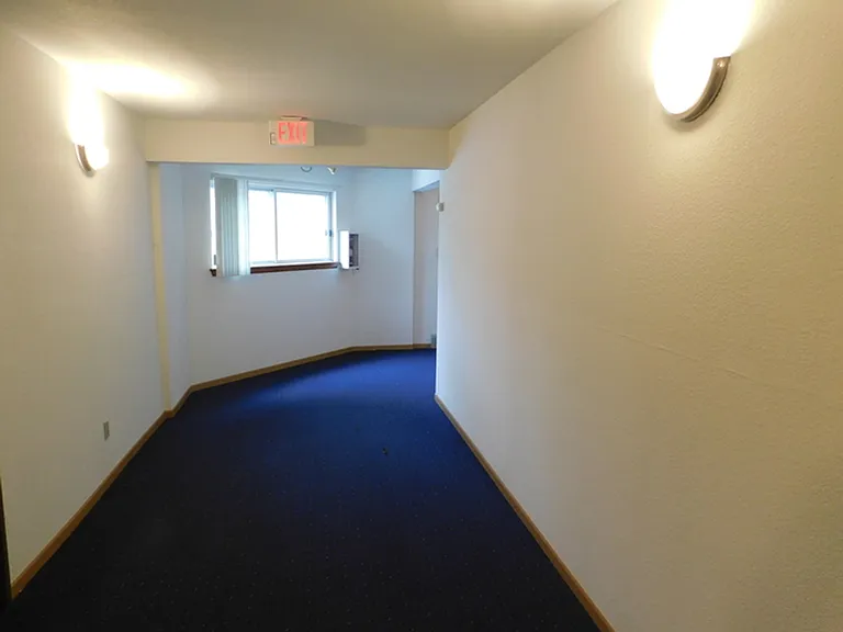 261-271 Oakwood Ave — Photo 11