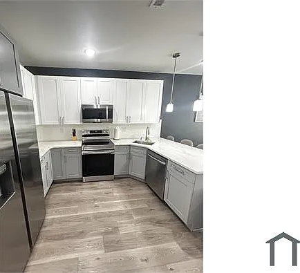 4 bed, 1100 sqft, $2,500 — Photo 2