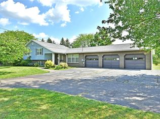 1038 Wilson Sharpsville Rd, Cortland, OH 44410