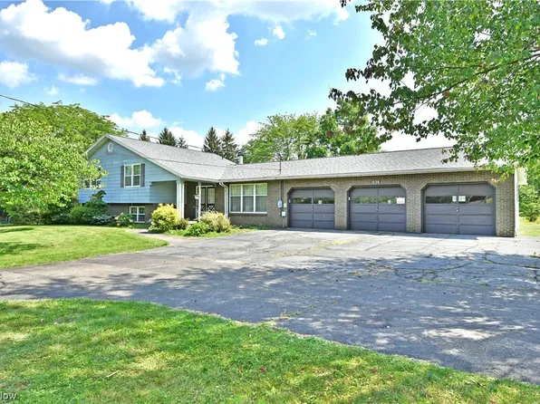 1038 Wilson Sharpsville Rd, Cortland, OH 44410