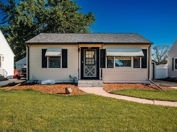 1617 2nd Ave SE, Austin, MN 55912