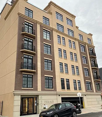 Rented by Metropolitan Property Group | media 34