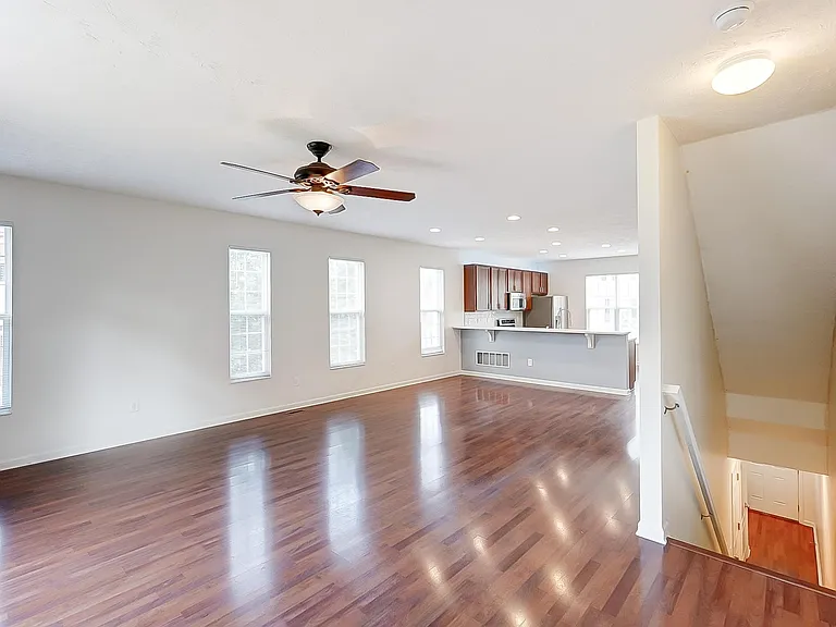 4301 Straight Arrow Rd — Photo 8