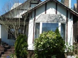 18729 Ilion Ave, Saint Albans, NY 11412