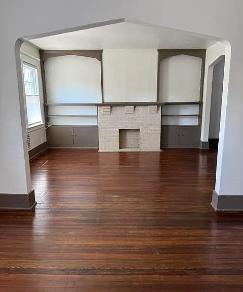 105 Florence Ave — Photo 7