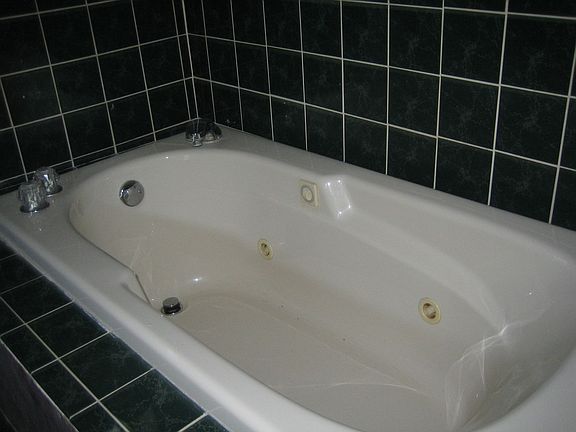 Jetted Tub