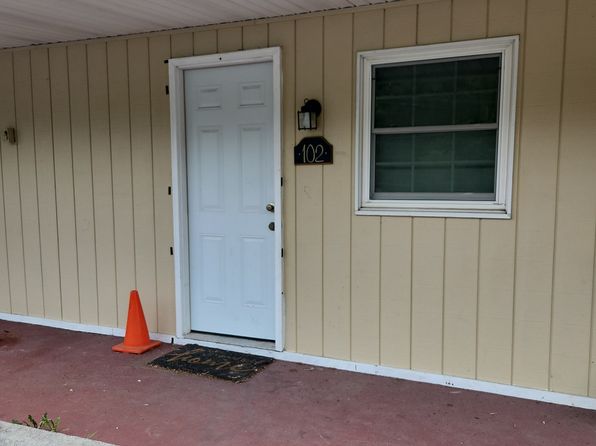 9349 Valley Rd UNIT 102