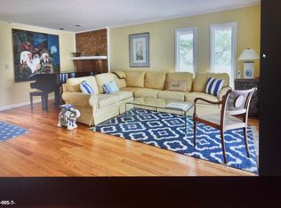 50 Linden Ct, Spring Lake, NJ 07762