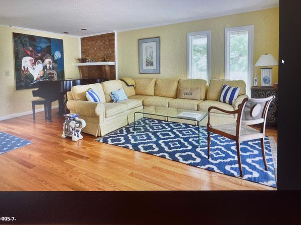 50 Linden Ct