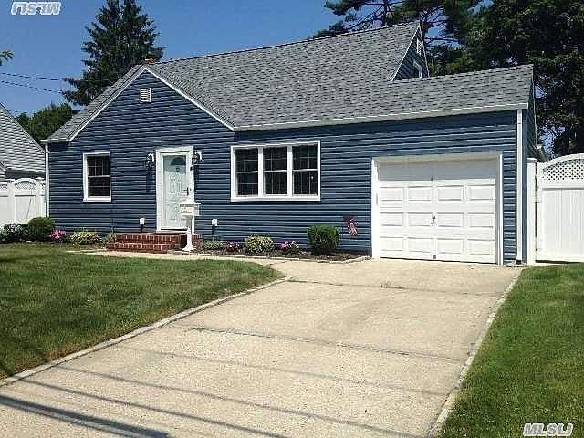 1st image of 35 Dorothy St