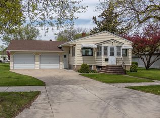 640 1st Ave S, Perham, MN 56573