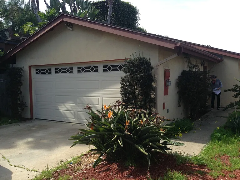 13780 Nogales Dr — Photo 2