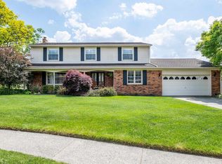 6664 Flintlock Rdg, Shelby Township, MI 48317