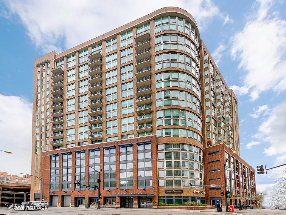 1st image of 600 N Kingsbury St APT 1901