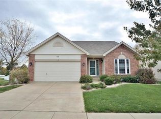 616 Spring Mnr, O'Fallon, MO 63368
