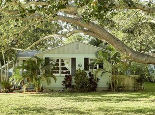 1040 Granada St, Clearwater, FL 33755