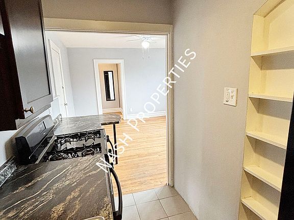 5th image of 2312 Tower Grove Ave #11