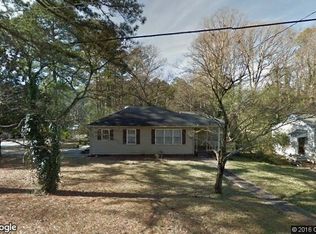 396 Forrest Ridge Dr NW, Atlanta, GA 30318