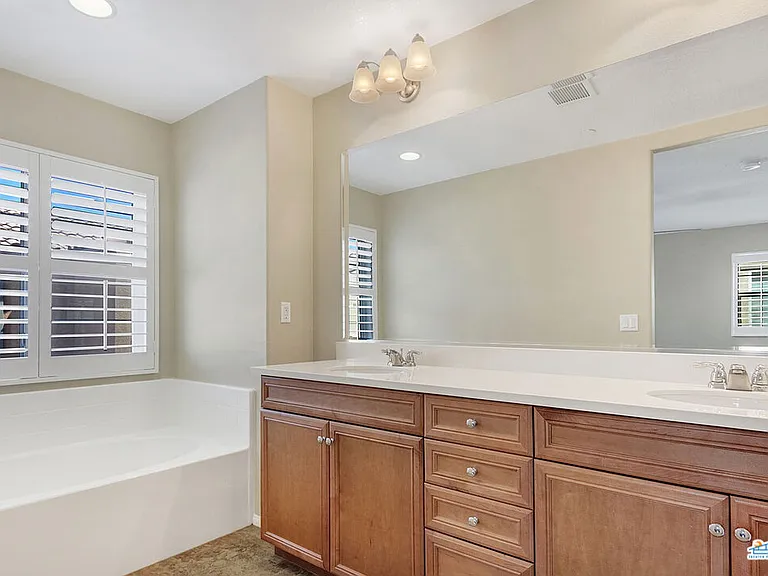 607 Calle Vibrante — Photo 27