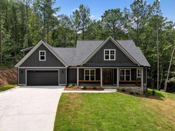 8867 W 136th Hwy, Talking Rock, GA 30175