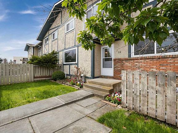 3rd image of 203 E Lynnview Rd SE #92