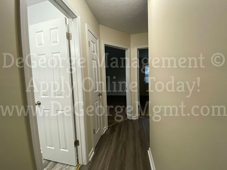 Pine Ridge Apartments — Photo 75